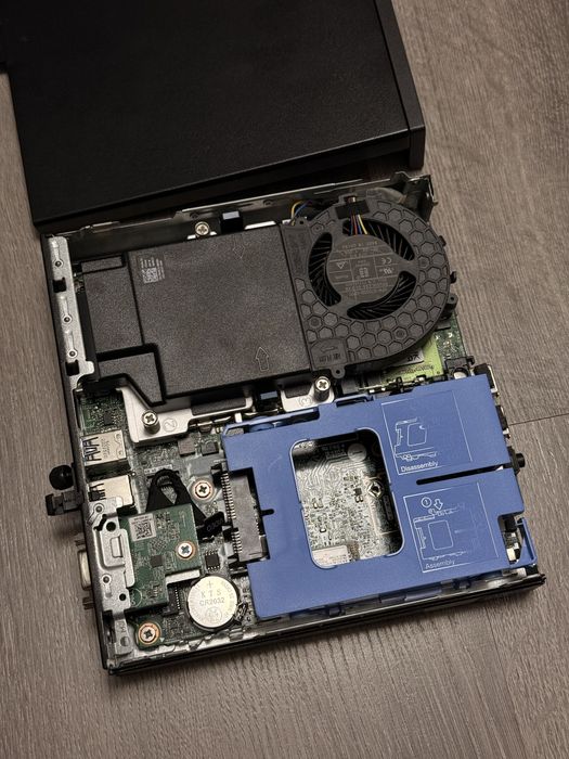 Mini PC Dell Optiplex 3000 - i5-12500T, 8GB RAM, 256GB NVMe