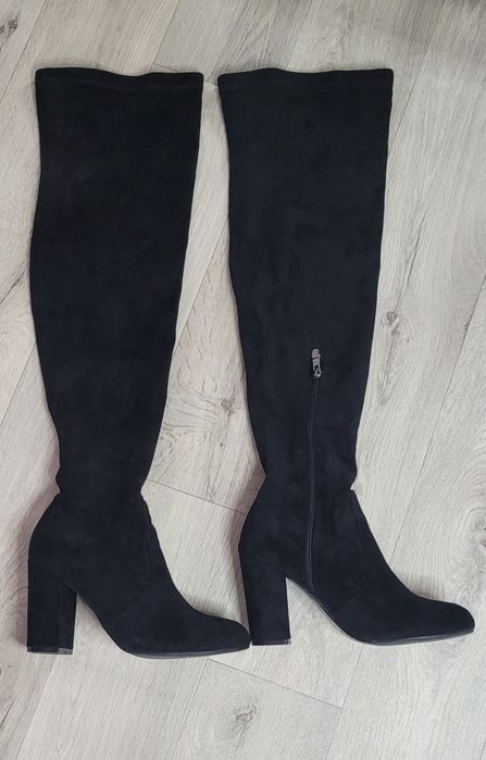 Cizme lungi negre
