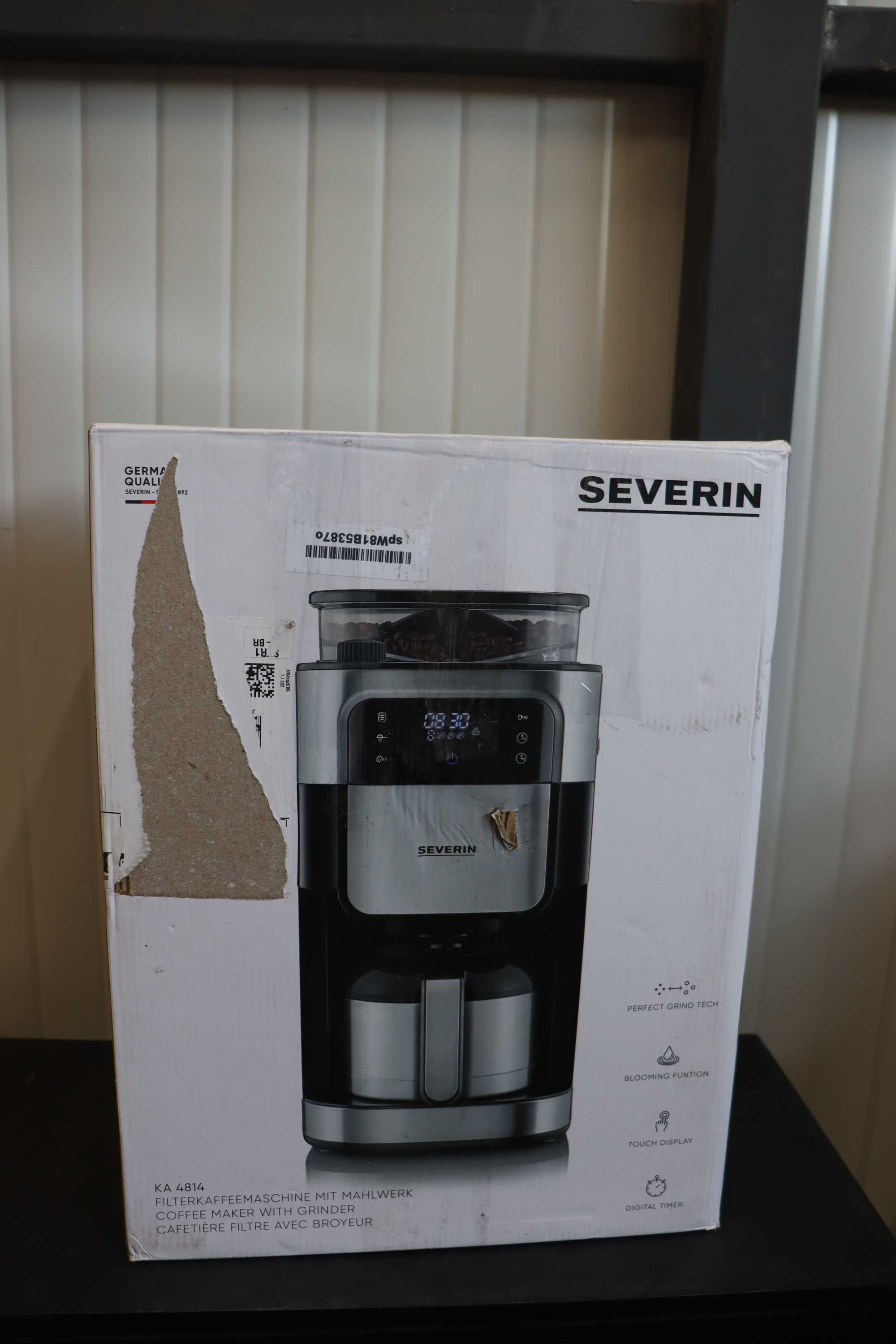 Шварц Кафемашина Severin, KA 4814, 1000W, 1.25L, 8 чаши С ДЕФЕКТ