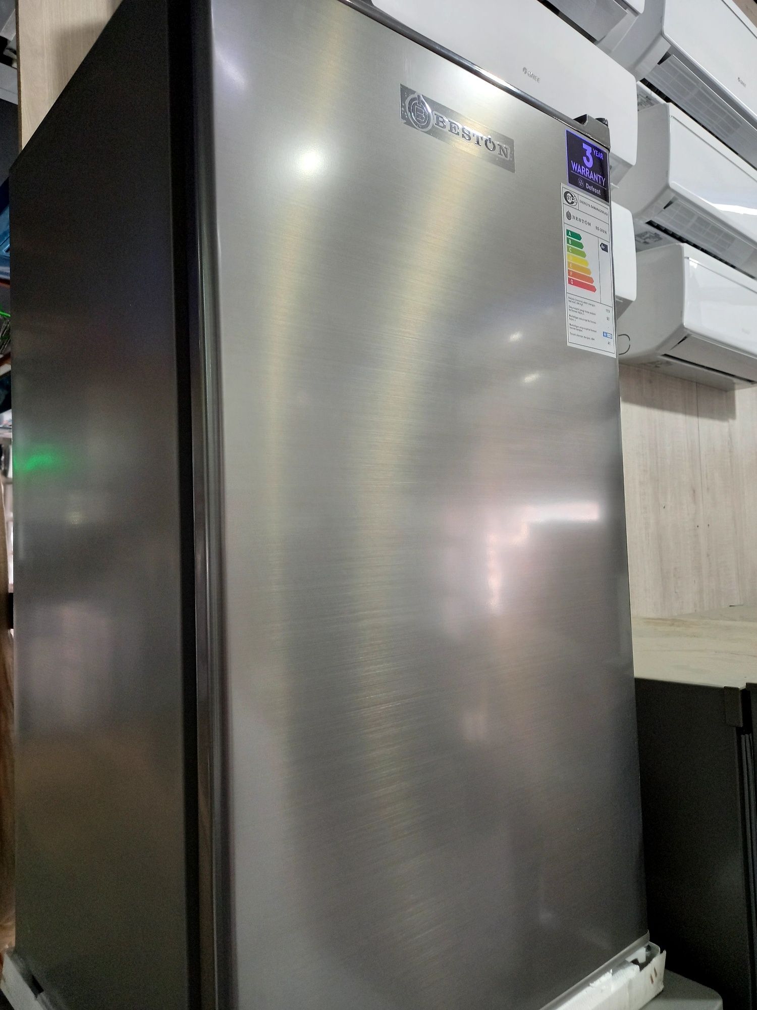 Холодильник BESTON 93 литра BD-200IN