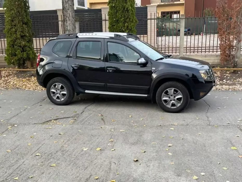 Vând Dacia Duster 4x4