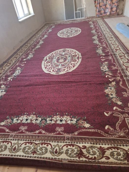 Большой красивый ковер 8.5×3.20