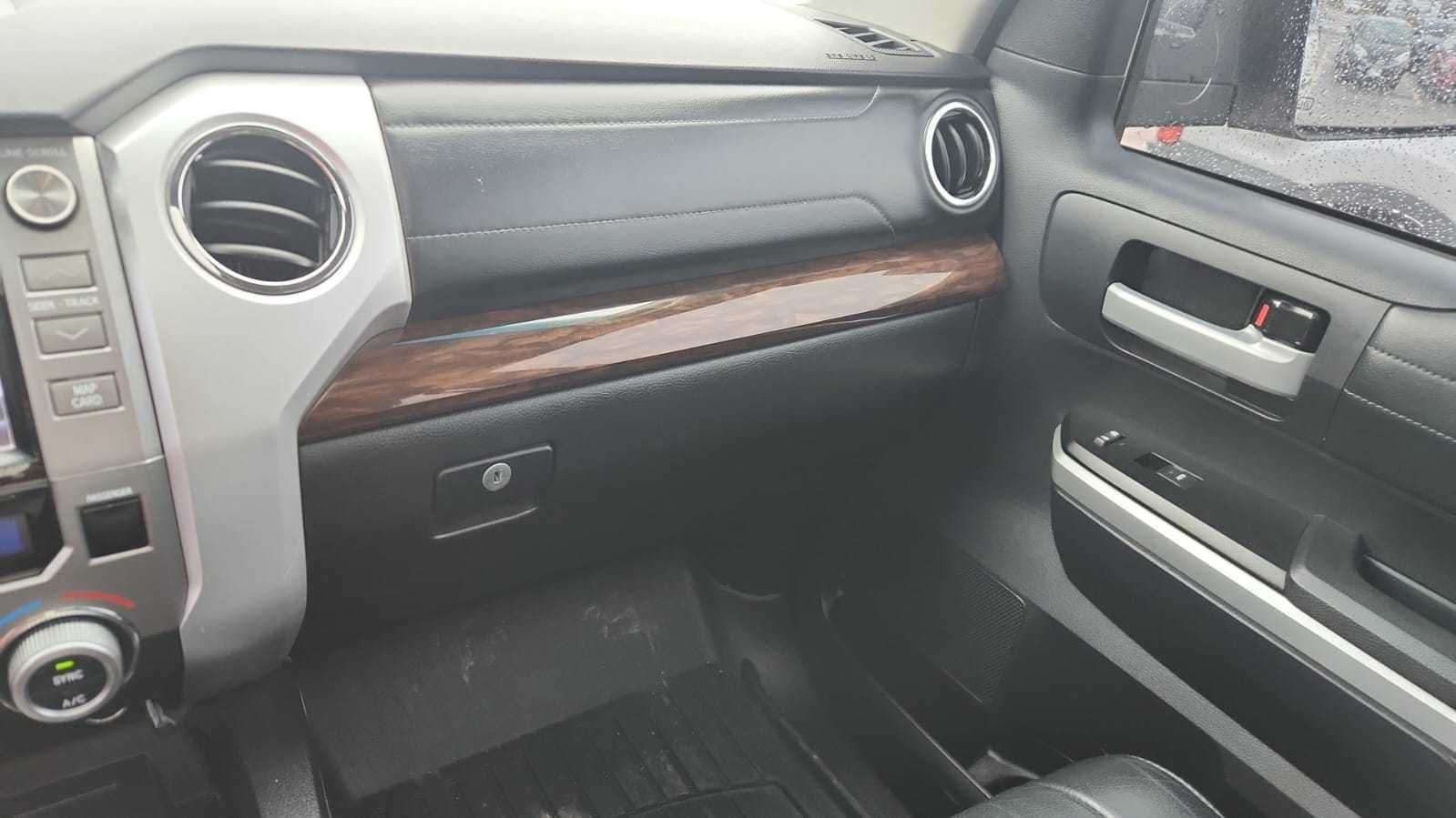 2015 Toyota Tundra Limited Crewmax Piele/ INMATRICULATA / ram