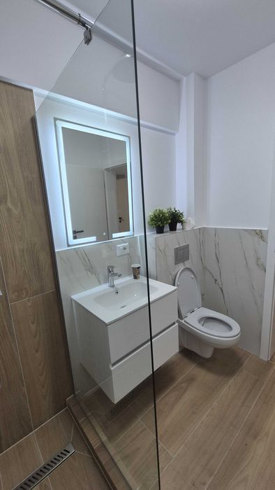 Închiriez apartament bloc nou