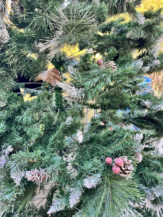 Елка продается дешево длина 3,5 метр