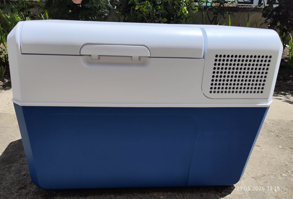 De vanzare frigider auto cu compresor