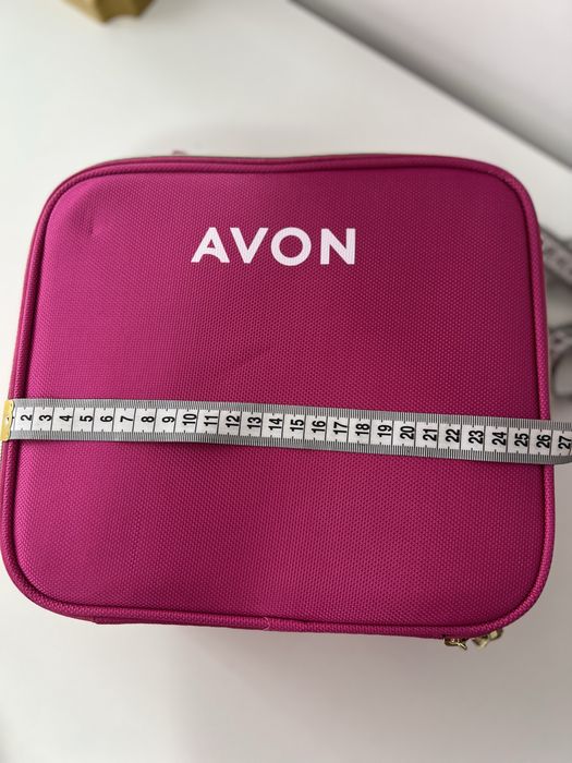 Portfard roz nou, elegant si practic