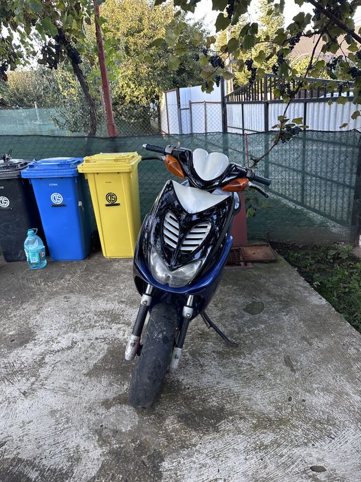 Scuter yamaha aerox