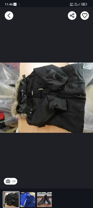 Haine purtate puțin mărimea S si adidași mărime 42