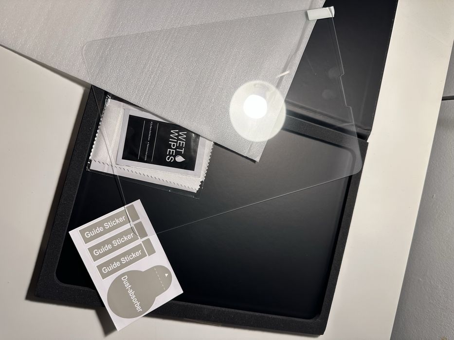 Folie ipad 11 pro si husa cadou