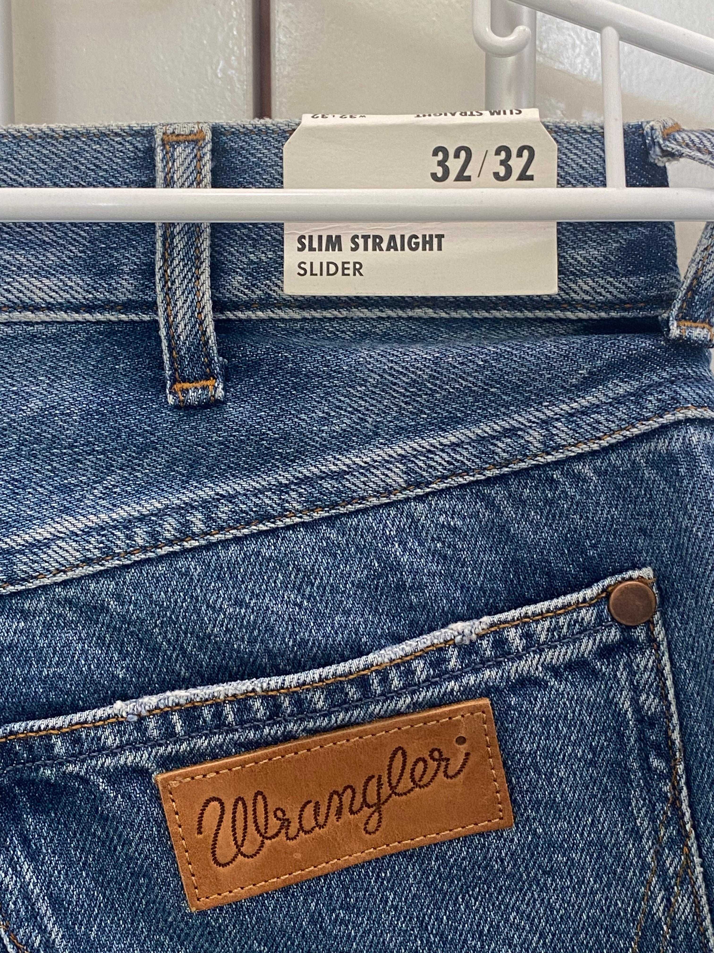 Чисто нови мъжки дънки WRANGLER Slim Straight, размер 32х32