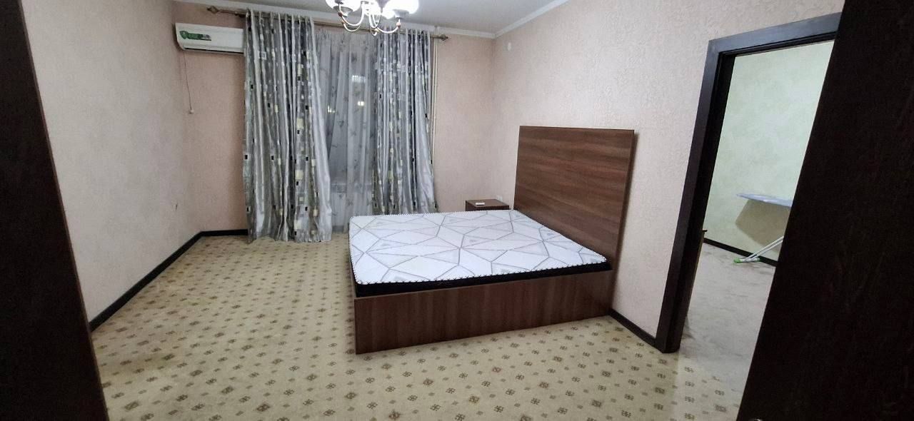Продается 3х ком квартира на ЦУМе, ор-р: Корейское посольство, 75 м²