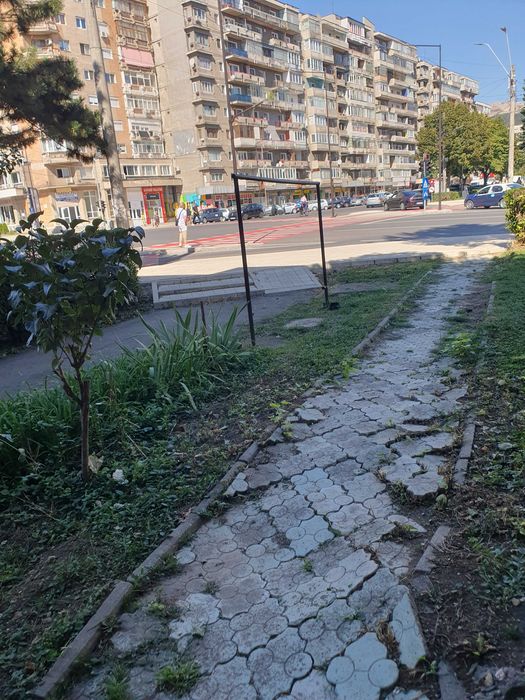 Spațiu comercial de închiriat