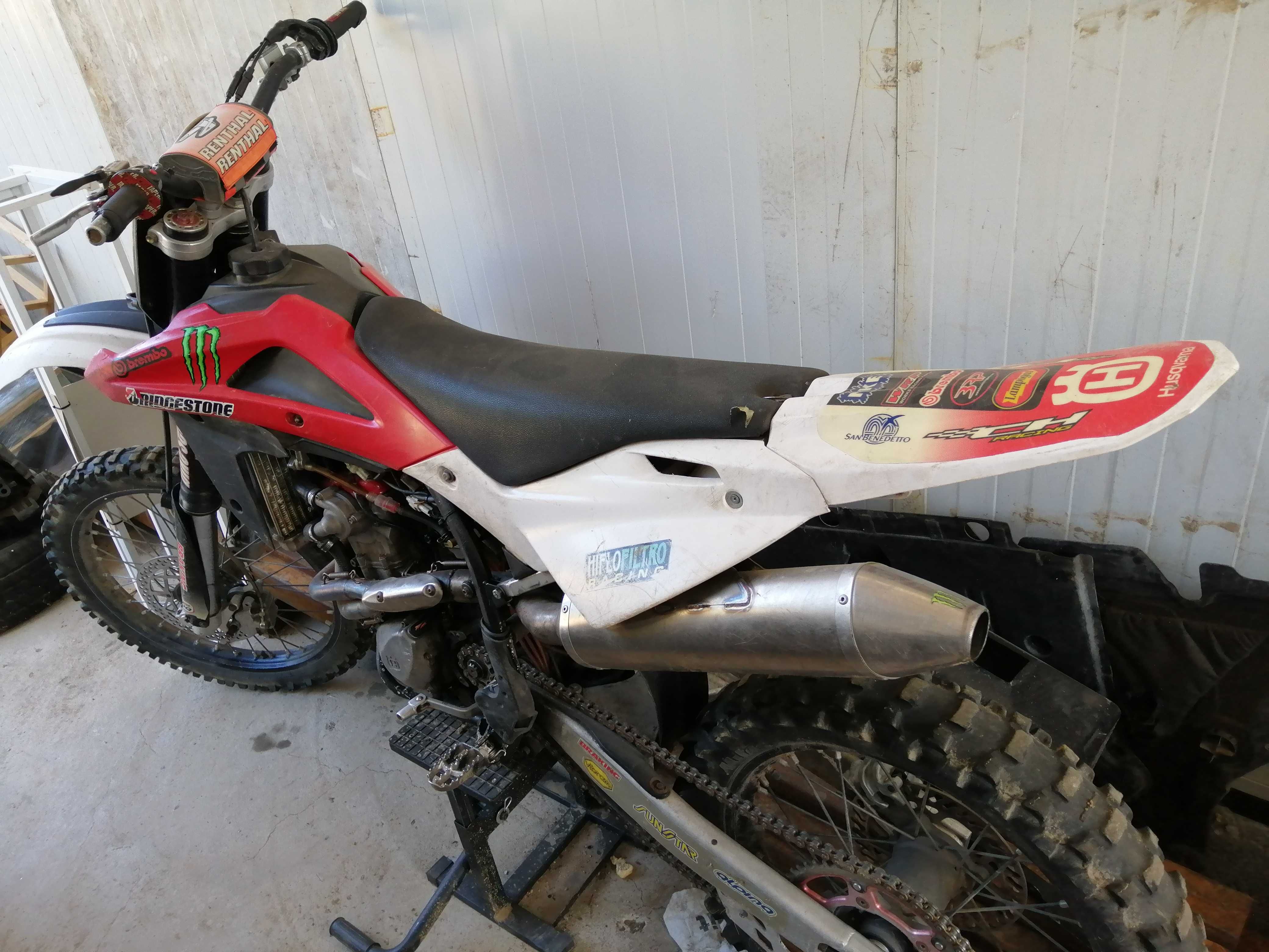 Husqvarna TC 250cc цената е в крипто валути, в кеш е 3600