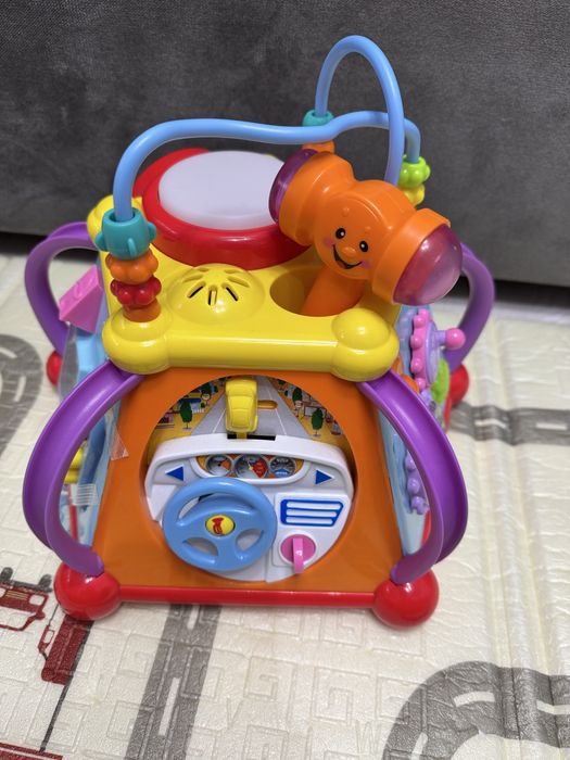 Vand centru de activitati