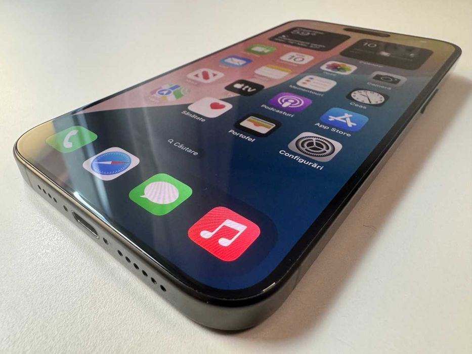  Apple / iPhone 15 Pro Max / 256 Gb / Black / 90% Acumulator