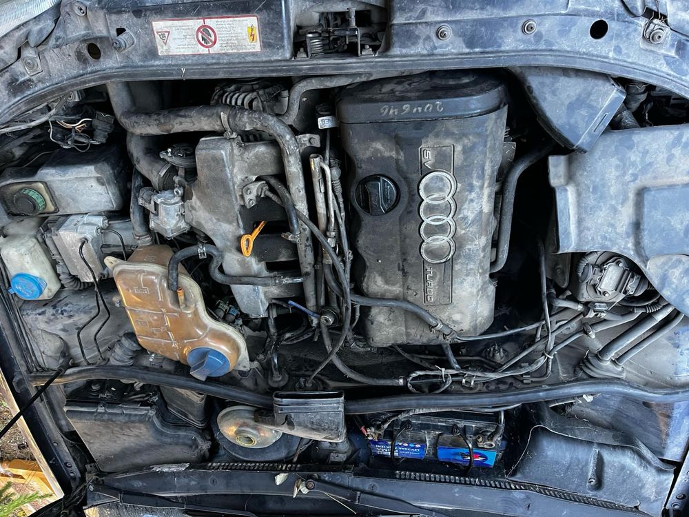 Audi A4 B5 1.8T на части