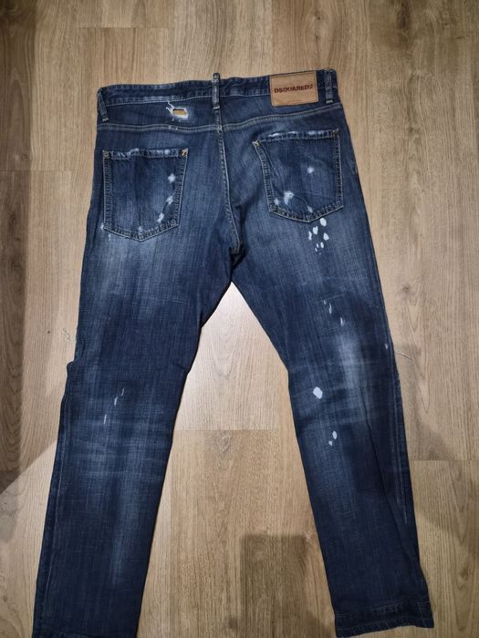 Оригинални дънки на Dsquared2 и Zu Elements