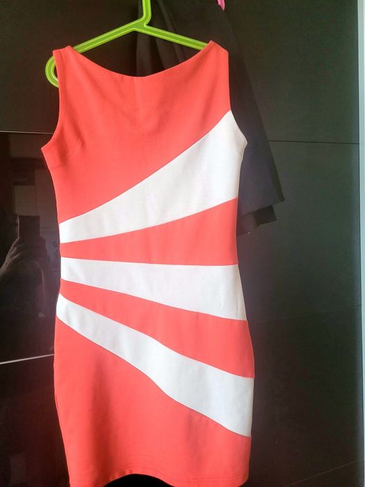 Costum firma atmosphere Sarafan si sacou corai