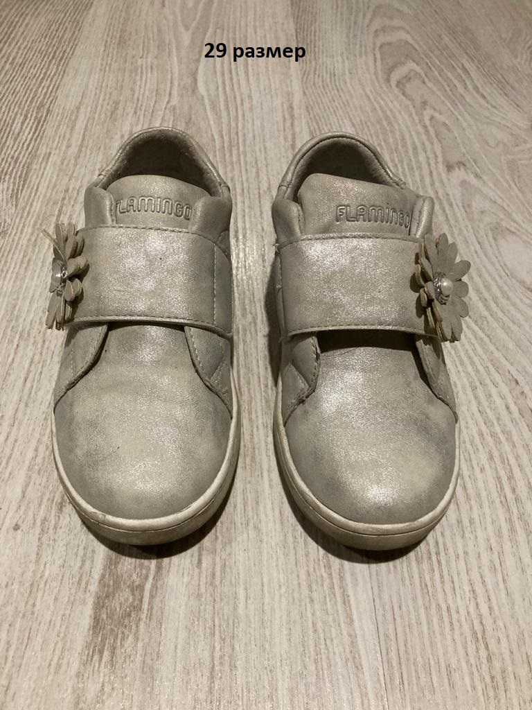 Обувь детская разная в хорошем состоянии