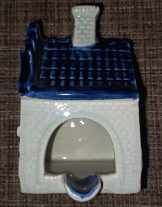 Оригинална керамична къща Leyk+Свещник