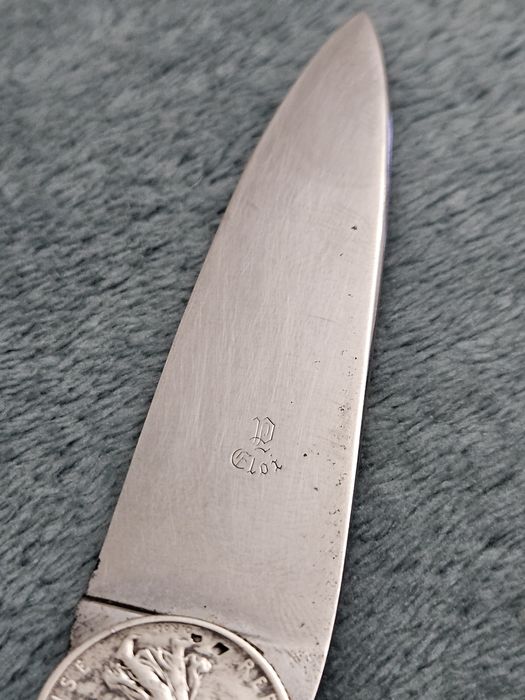 Еloi pernet за Hermes джобен нож.