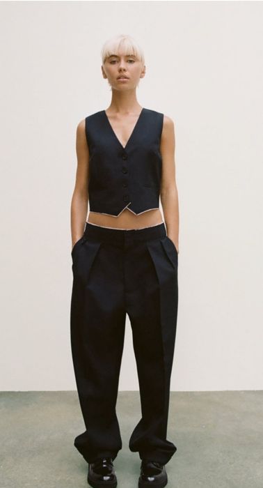 Комплект панталон и елек Зара