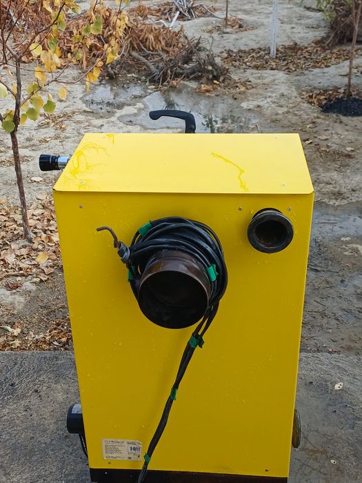 Котел универсал  Газ, уголь , дрова Электр