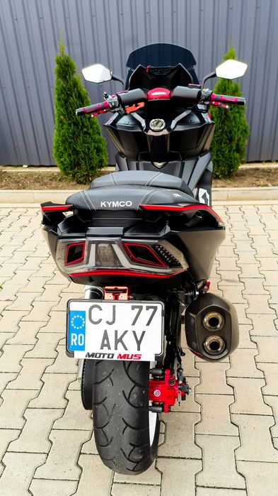 kymco ak550 akrapovic