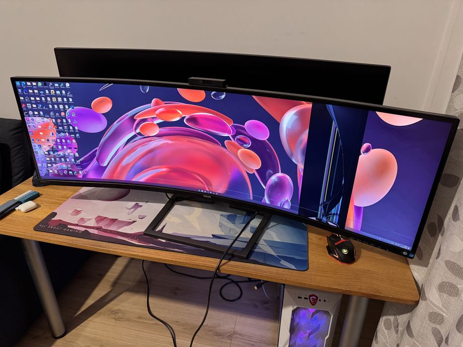 Monitor Phillips Briliant 49” inch LCD 5k curbat SuperWide
