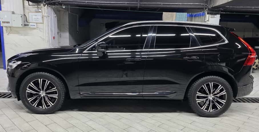 Продаётся стильный и надёжный Volvo XC60, 2022 года выпуска.