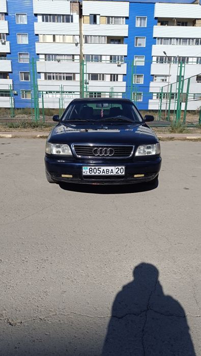 Audi A6 C4 1995г.