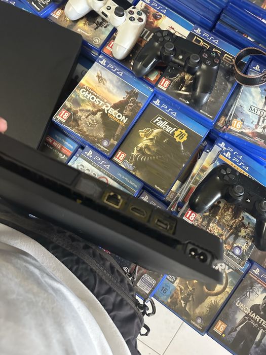 Playstation 4 slim impecabil 500gb/1 tb garantie 30 zile ps 4 ps 5