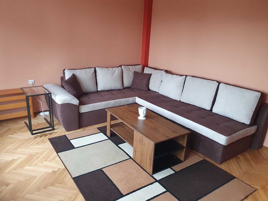 Дава се под наем Двустаен апартамент в София, Иван Вазов - 80 кв.м за 700 € - Снимка #1