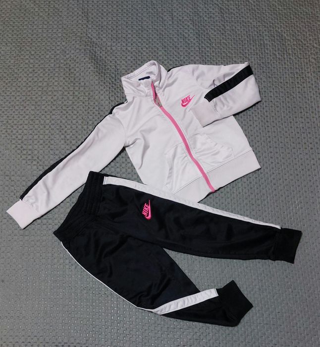 Оригинален детски екип Nike