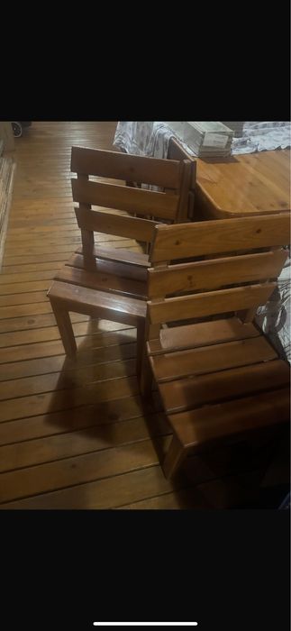 Стол из натурального дерева на 6 персон