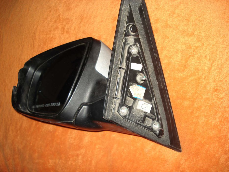 Зеркало заднего вида левое (водительское) KIA Carens