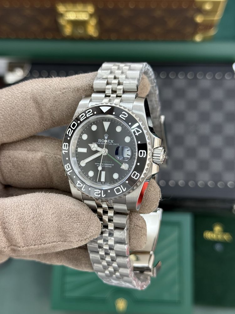Rolex GMT-Master || Bruce Wayne