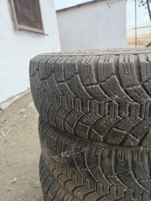 Покрышка 185/65/15 сост жаксы 1 сезон жүрген