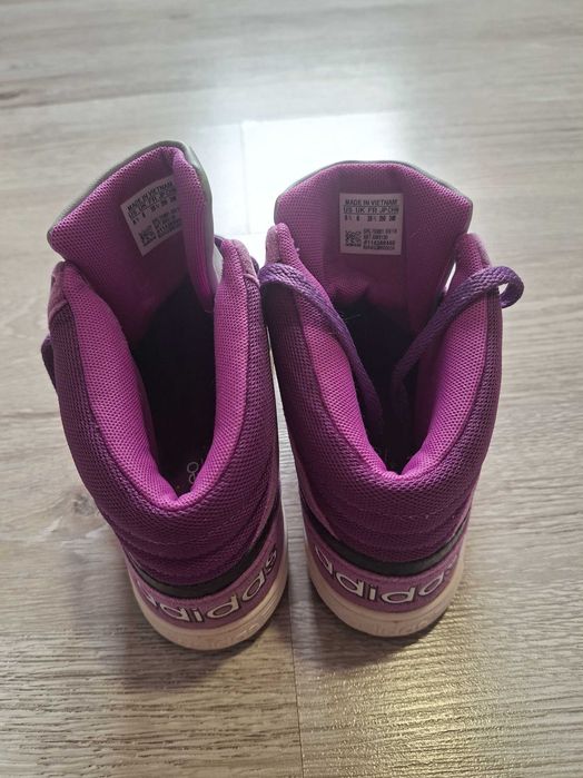 Дамски Кецове Адидас