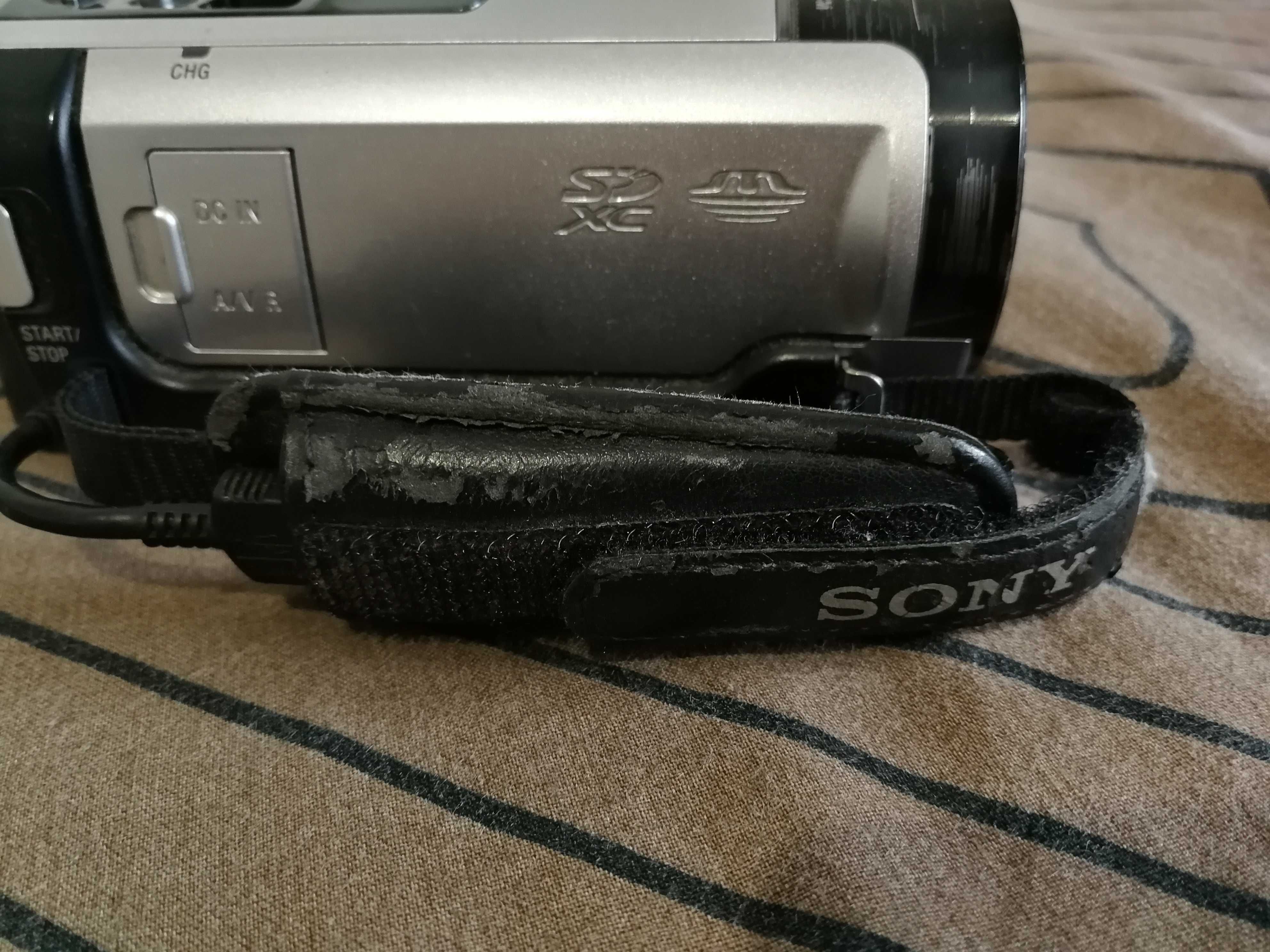 Видеокамера SONY HDR-CX130E Full HD Flash Memory