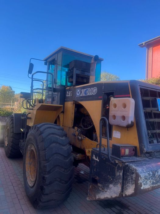 Услуги погрузчика XCMG 5тонник