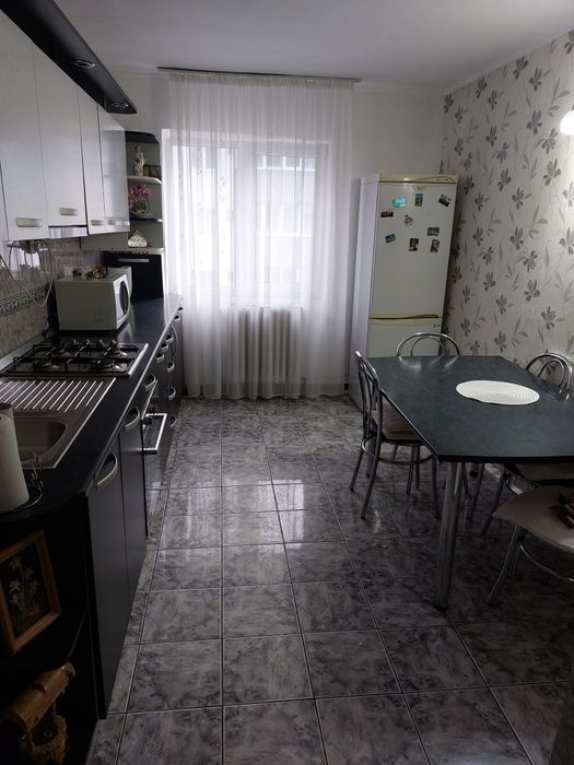 Apartament de inchiriat