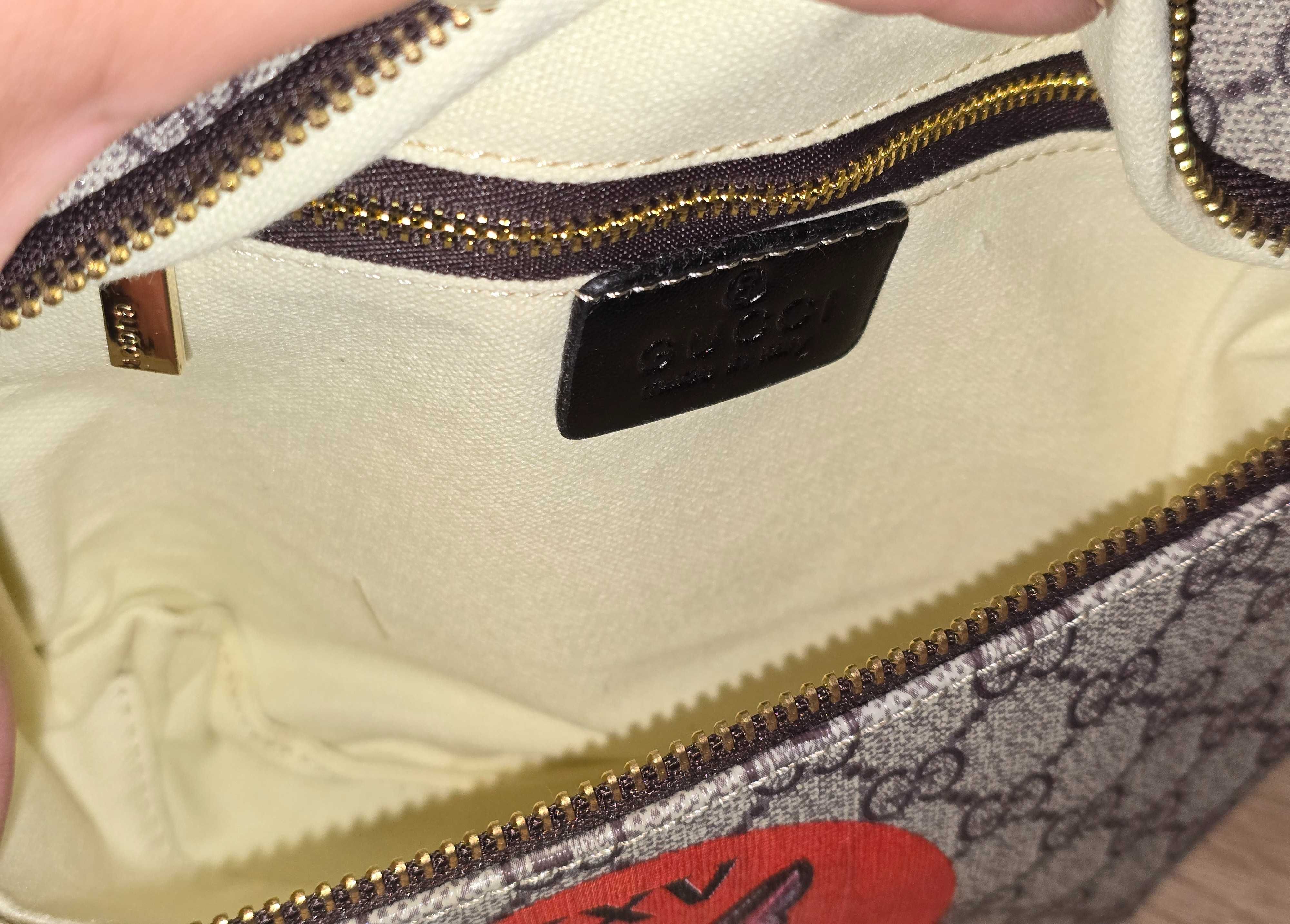 Gucci чанта тип борсетка