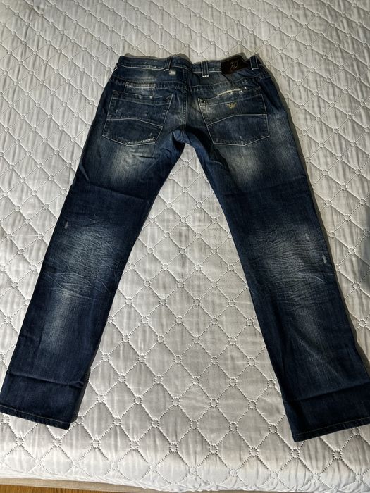 AJ Armani Jeans оригинални дънки в перфектно състояние
