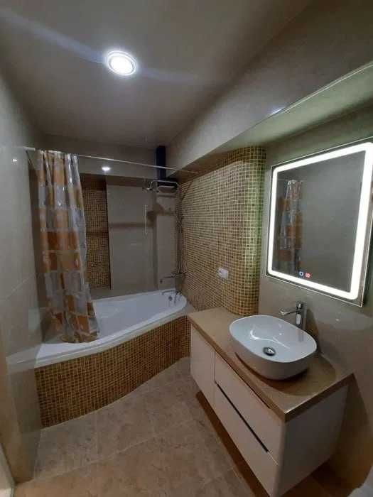 Сдаётся 2ком квартира Мирабадский р-н Цум