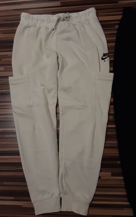 (М) NIKE & NIKE AIR FLEECE оригинални клинове(30лв)и долници(45лв)