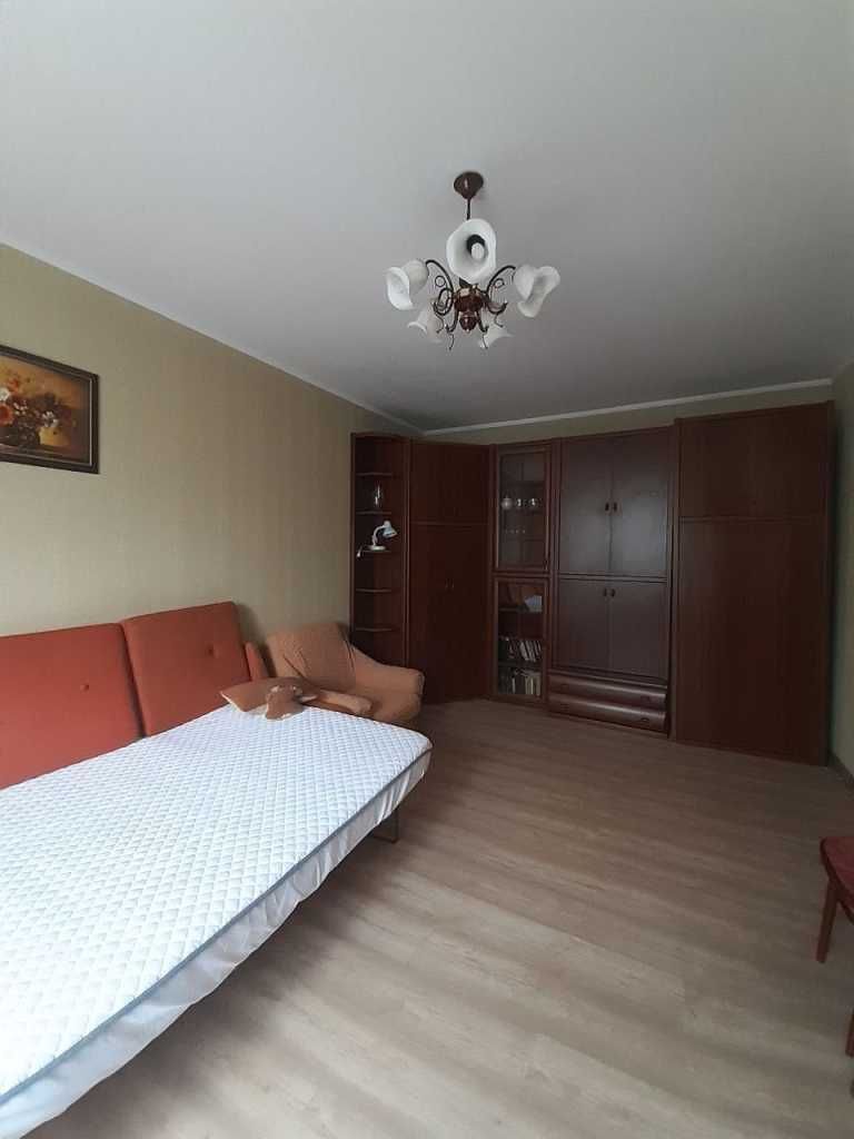 Дава се под наем Двустаен апартамент в София, Зона Б-5 - 70 кв.м за 612 € - Снимка #3