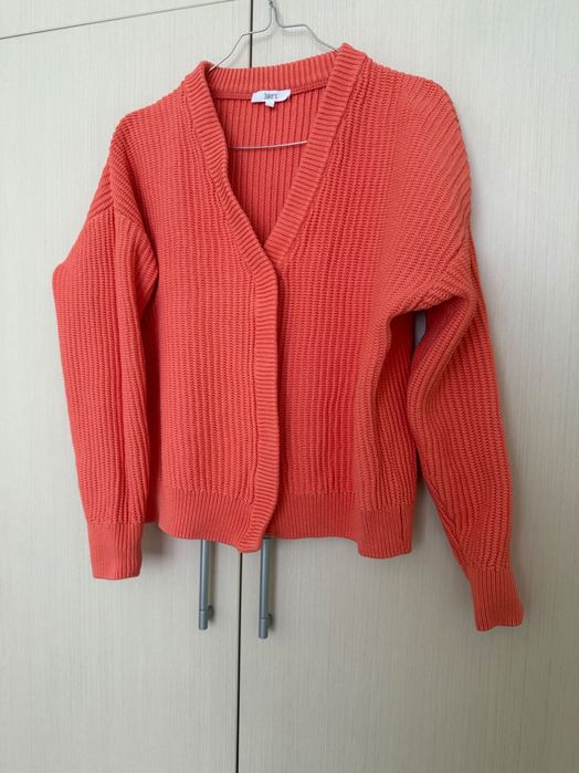 Оранжева жилетка на Jake’s