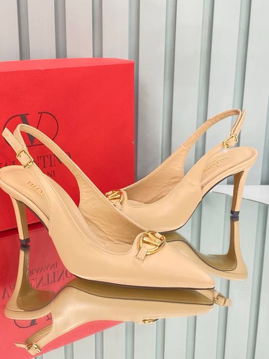 Pantofi-sandale Valentino colecția noua Piele naturală 100%